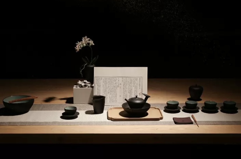 Tea Culture: Between Ritual and Poetry